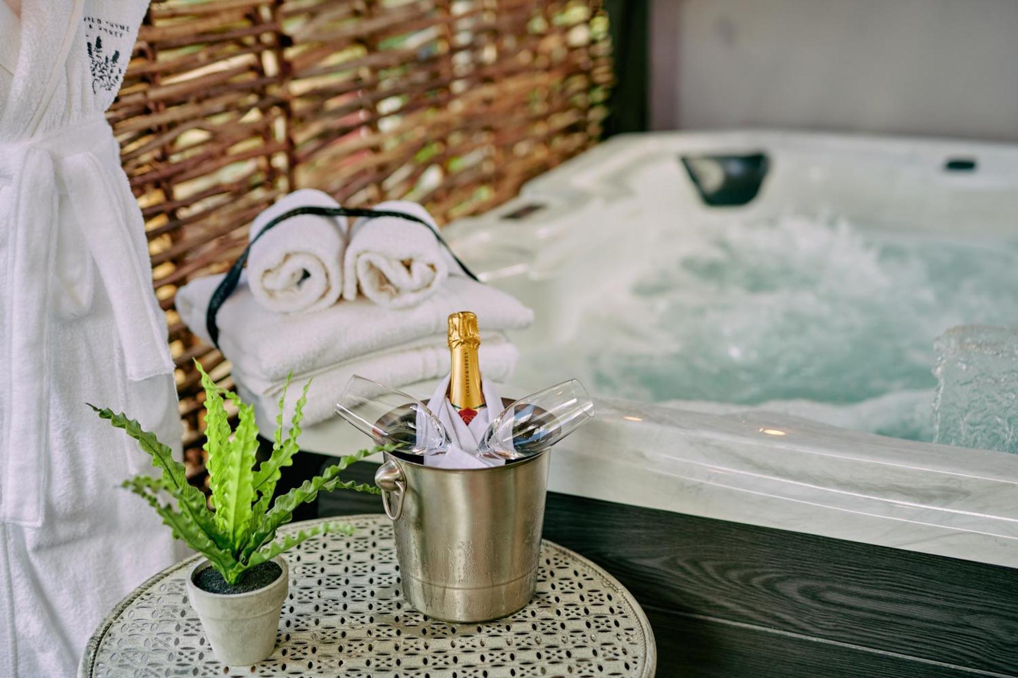 Wild Thyme & Honey - Cirencester-Cotswolds 외부 사진